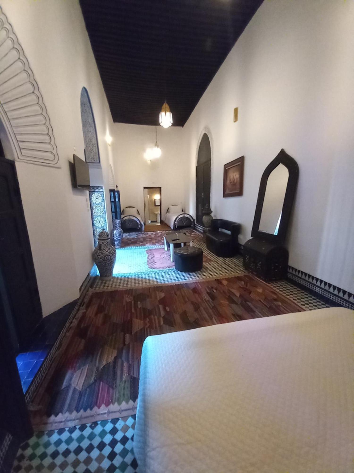 Palais Alfirdaous Medina Hotel Fes Bilik gambar